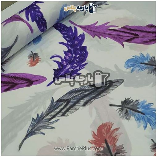 پارچه ملحفه ای اسپرت با طرح پر و زمینه سفید