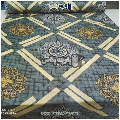 طاقه پارچه ملحفه ای گل دار با زمینه طوسی و گل سفید و طلایی