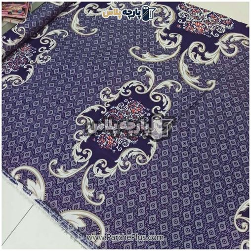 طاقه پارچه ملحفه ای پلی استر (پرنسس) گل دار با زمینه سورمه ای و گل سورمه ای و سفید